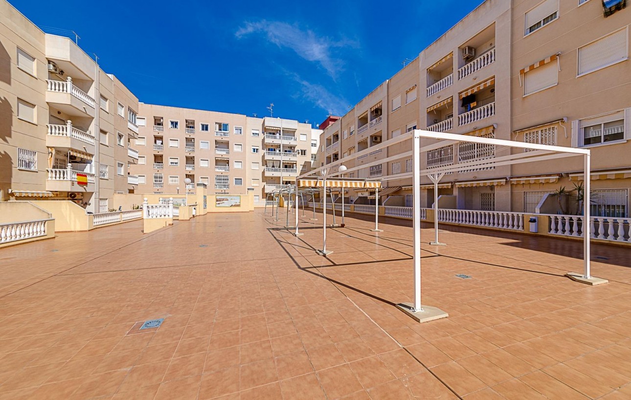 Resale - Wohnung - Torrevieja - Centro