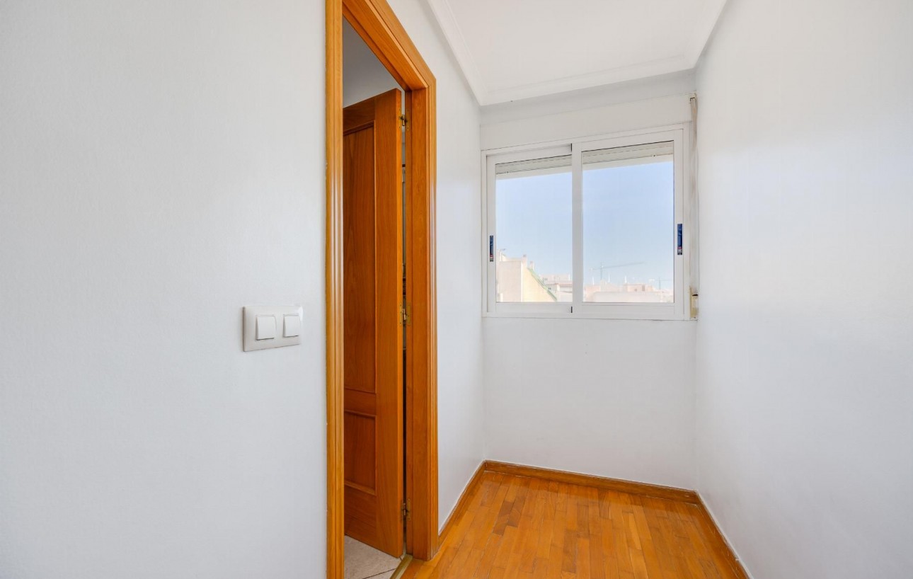 Venta - Apartamento - Torrevieja - torrevieja