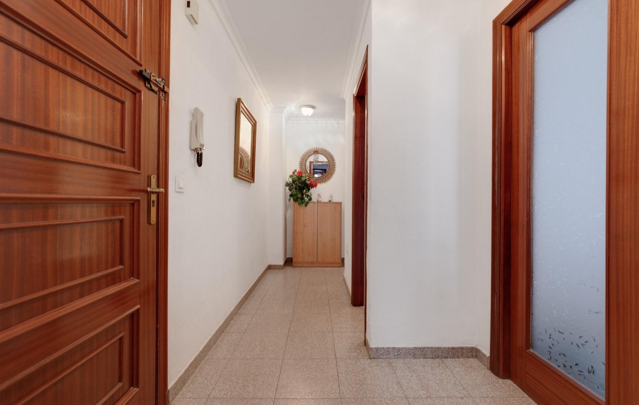 Revente - Appartement - Torrevieja - Acequion