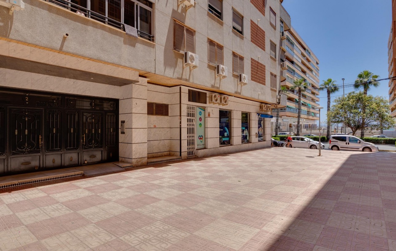 Revente - Appartement - Torrevieja - Acequion