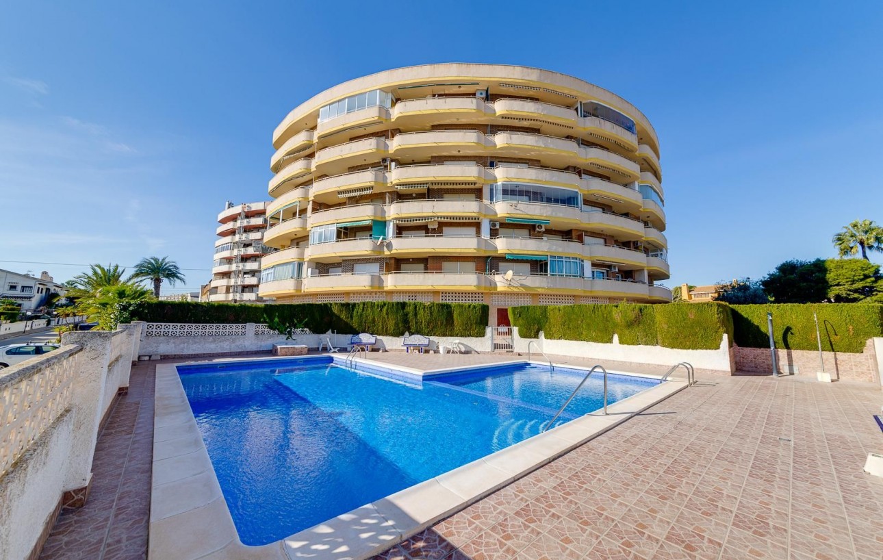 Resale - Lägenhet - Orihuela Costa - La Zenia