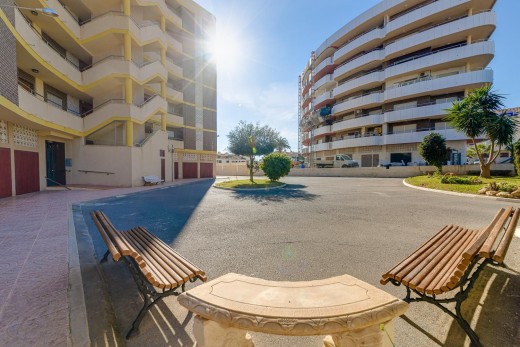 Resale - Lägenhet - Orihuela Costa - La Zenia