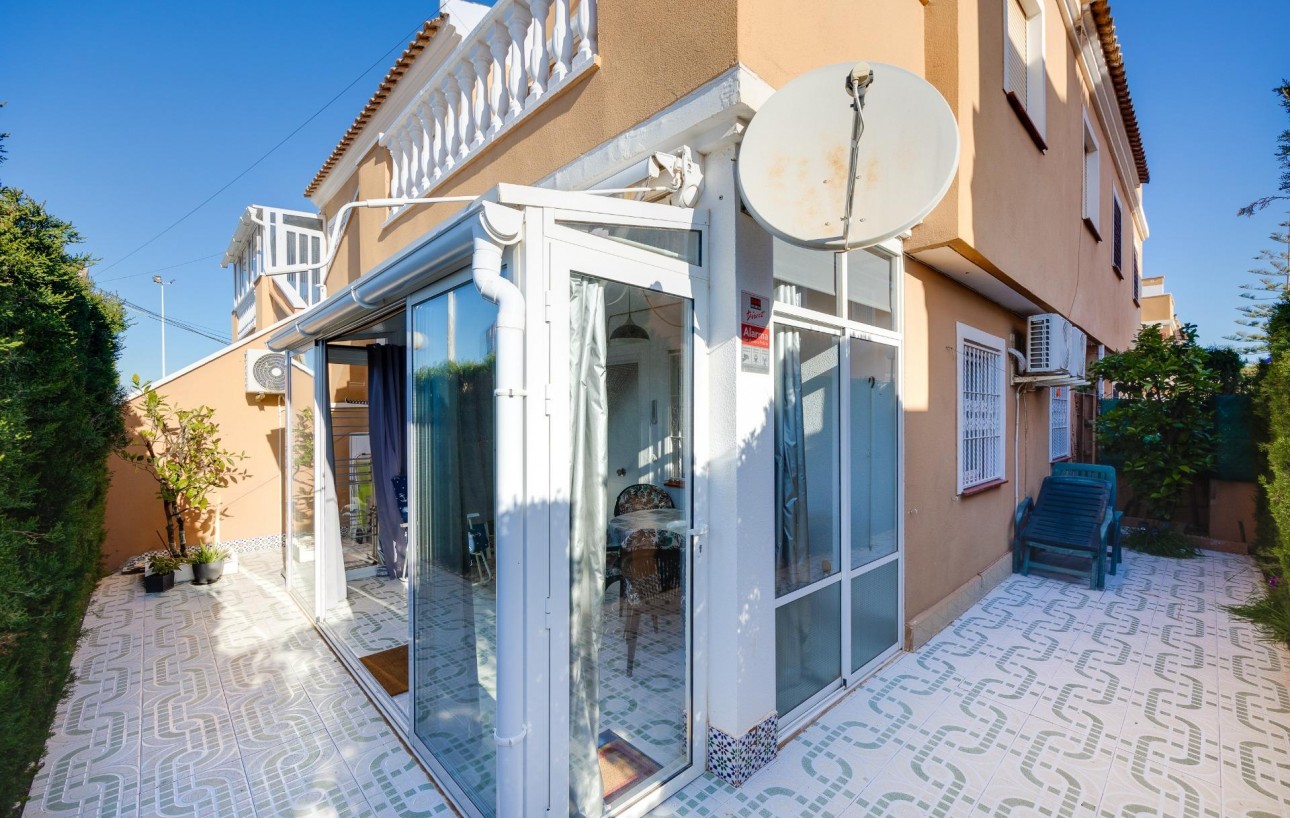 Sale - Bungalow Planta Baja - Torrevieja - La veleta