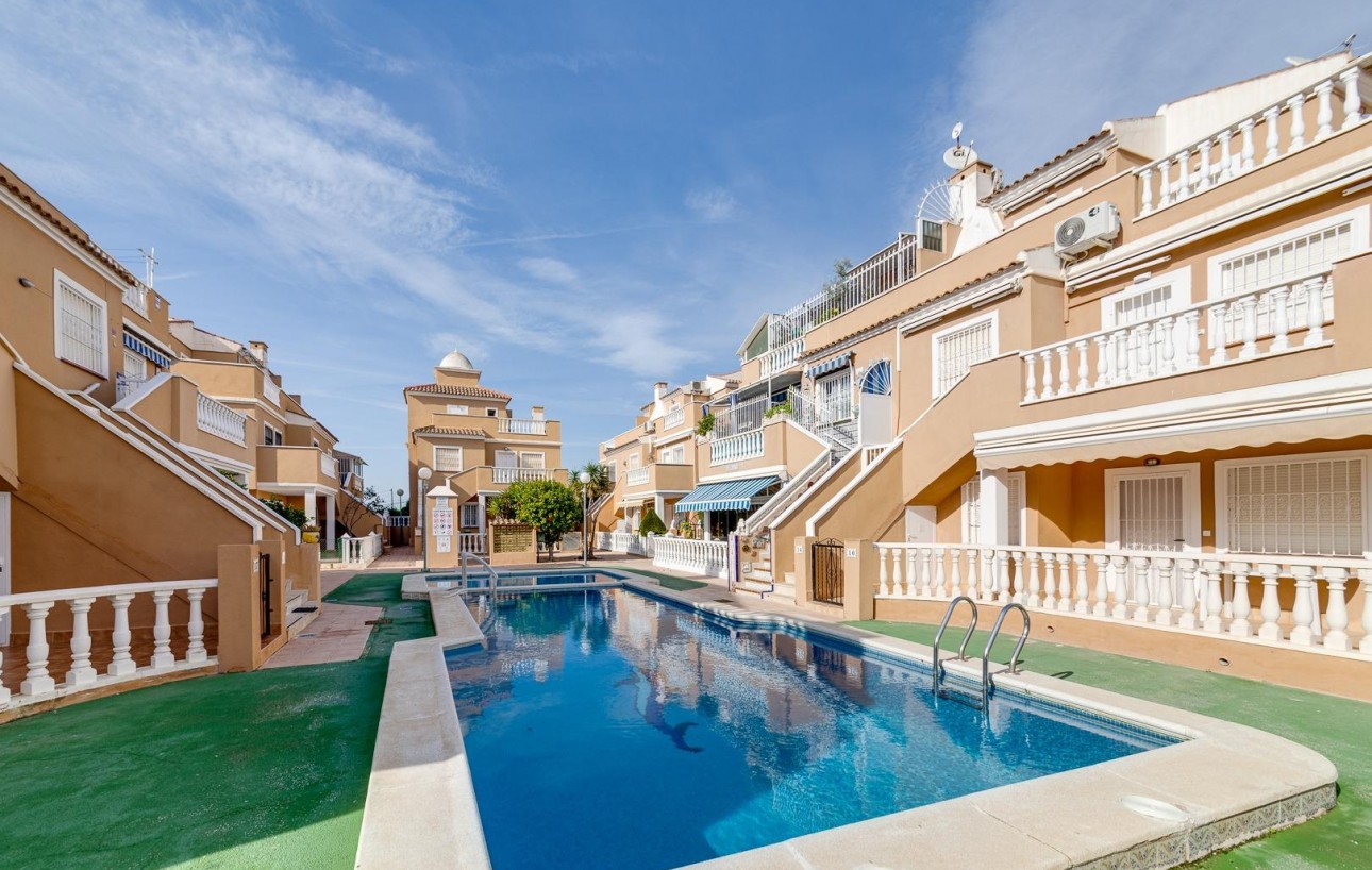 Sale - Bungalow Planta Baja - Torrevieja - La veleta