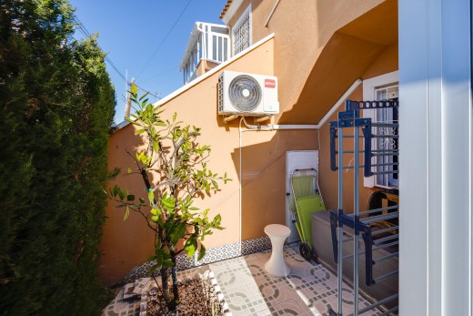 Sale - Bungalow Planta Baja - Torrevieja - La veleta