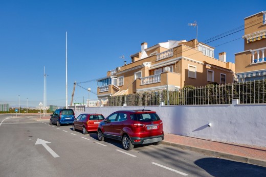 Sale - Bungalow Planta Baja - Torrevieja - La veleta