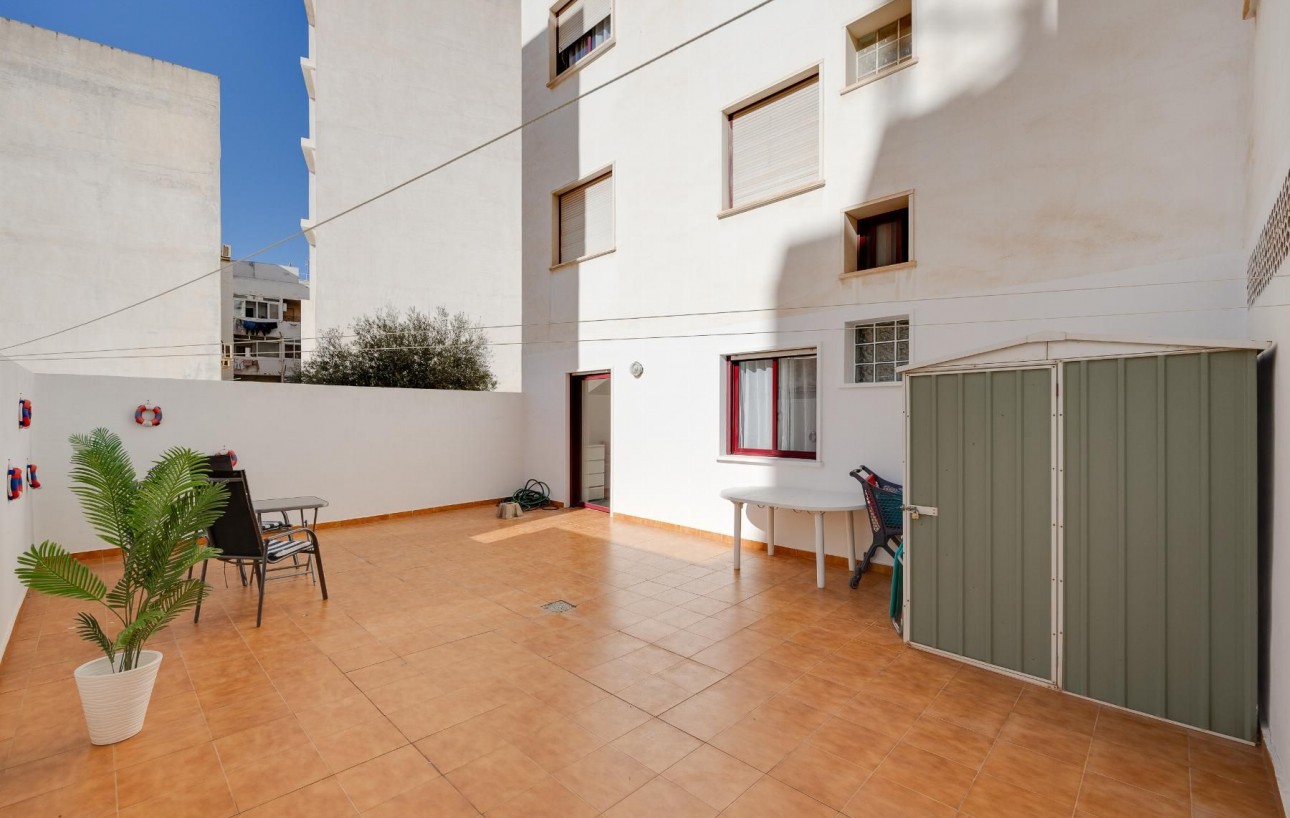 Sale - Apartment - Torrevieja - Estacion de autobuses