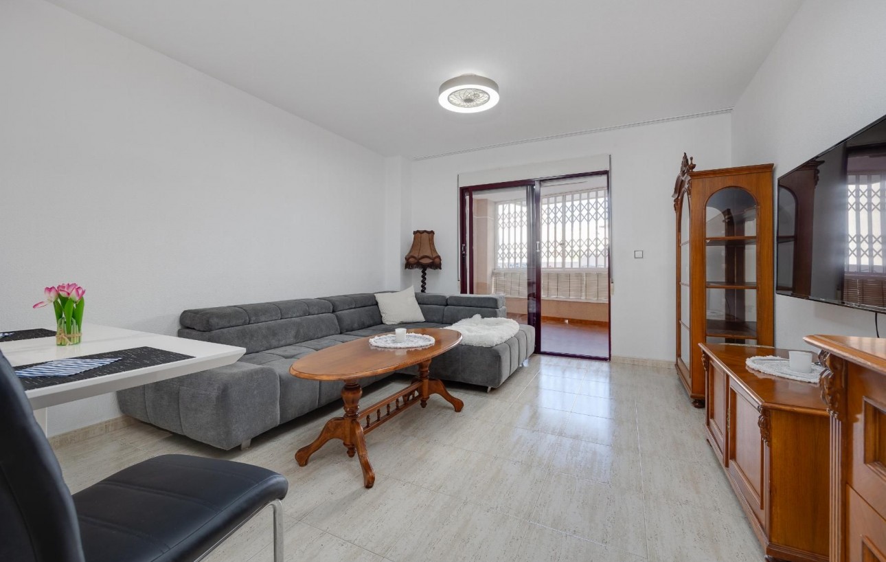 Sale - Apartment - Torrevieja - Estacion de autobuses