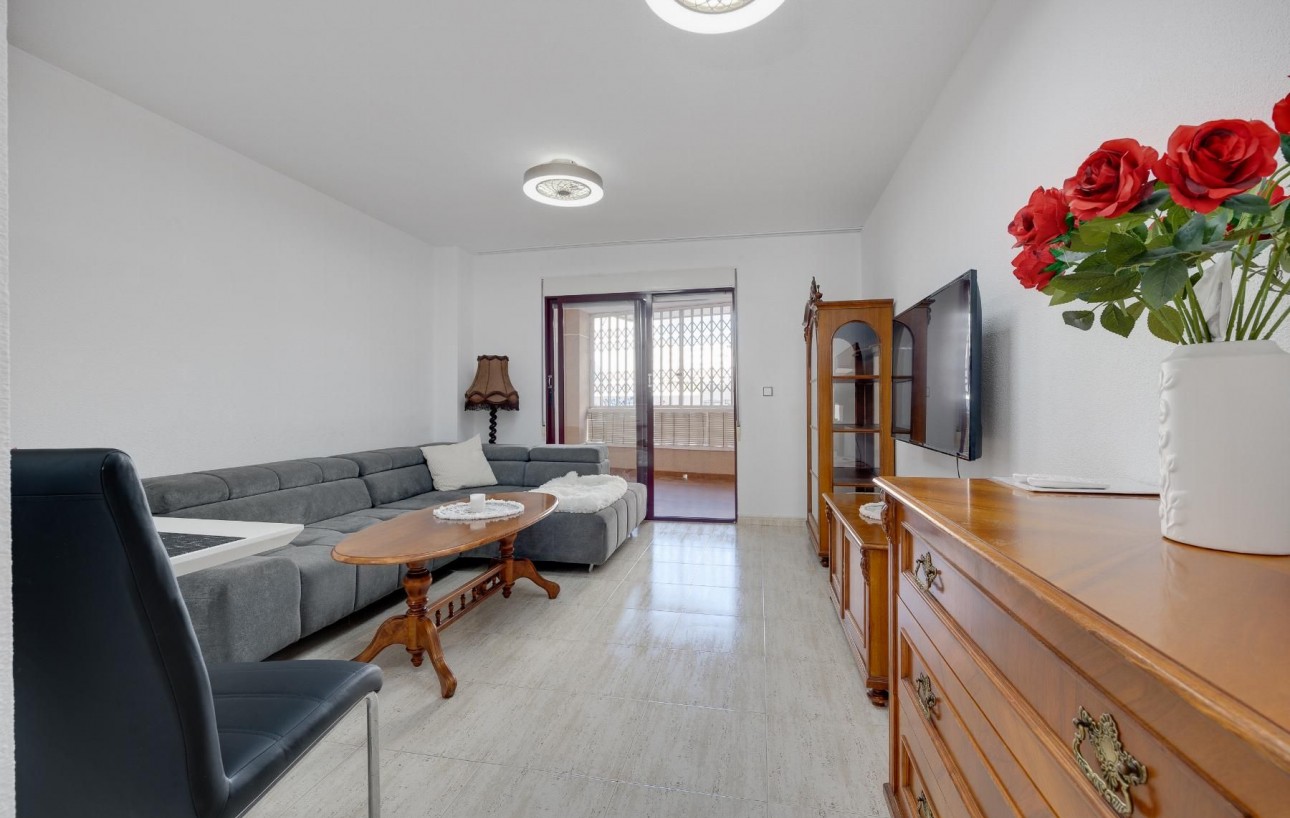 Sale - Apartment - Torrevieja - Estacion de autobuses