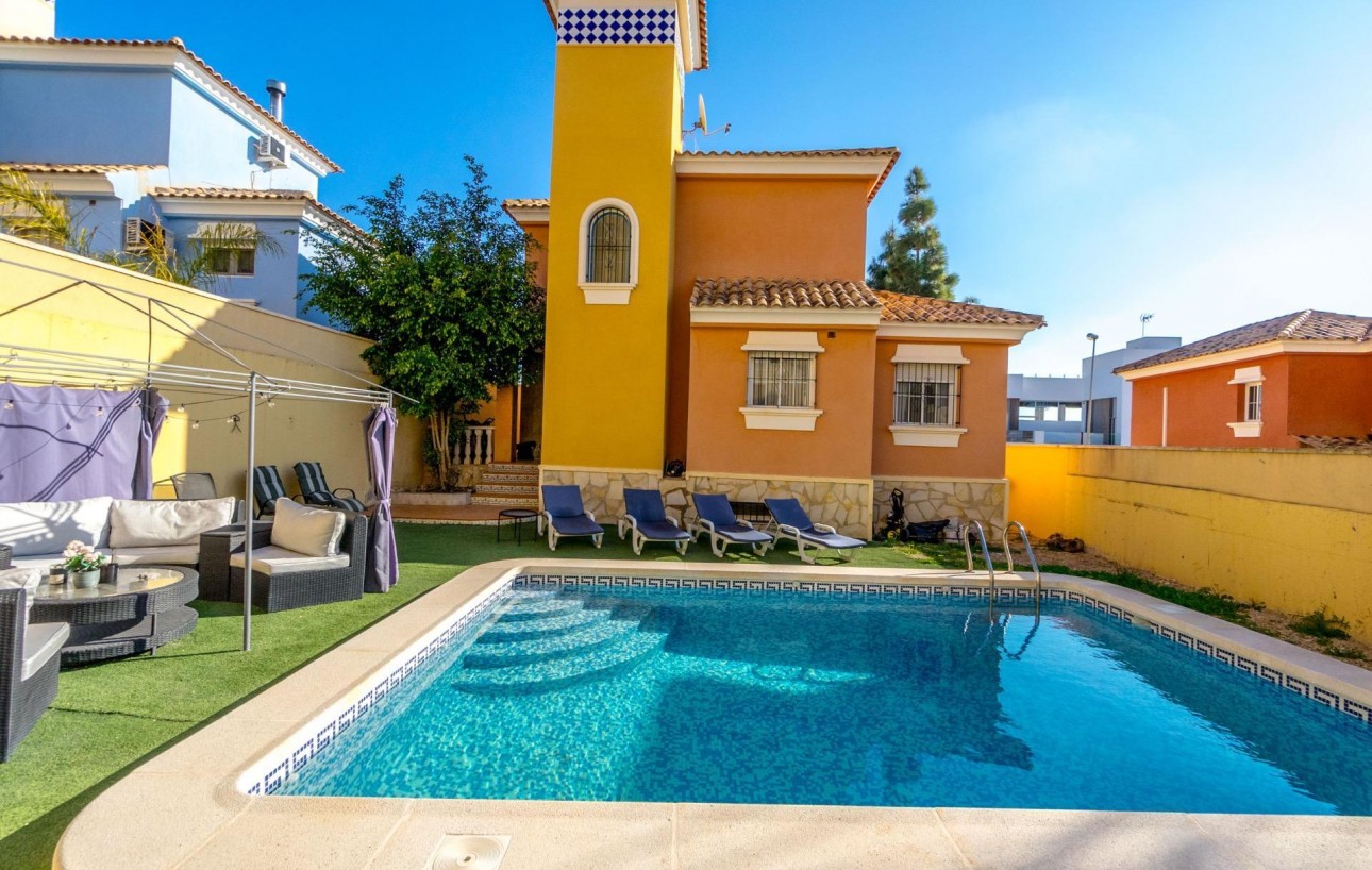 Resale - Villa - Orihuela Costa - Las Filipinas