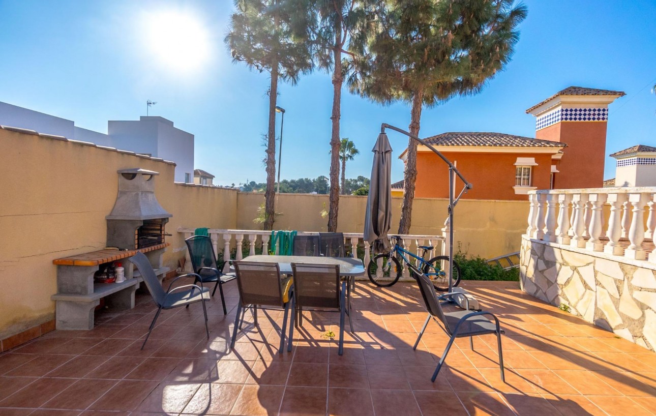 Resale - Villa - Orihuela Costa - Las Filipinas