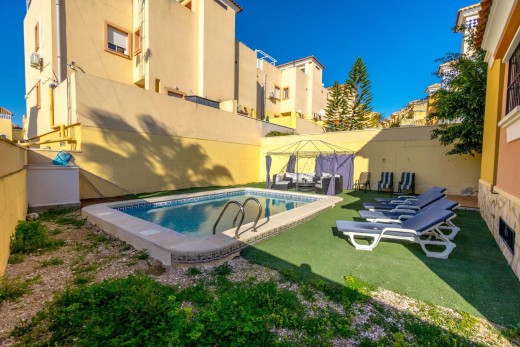 Resale - Villa - Orihuela Costa - Las Filipinas