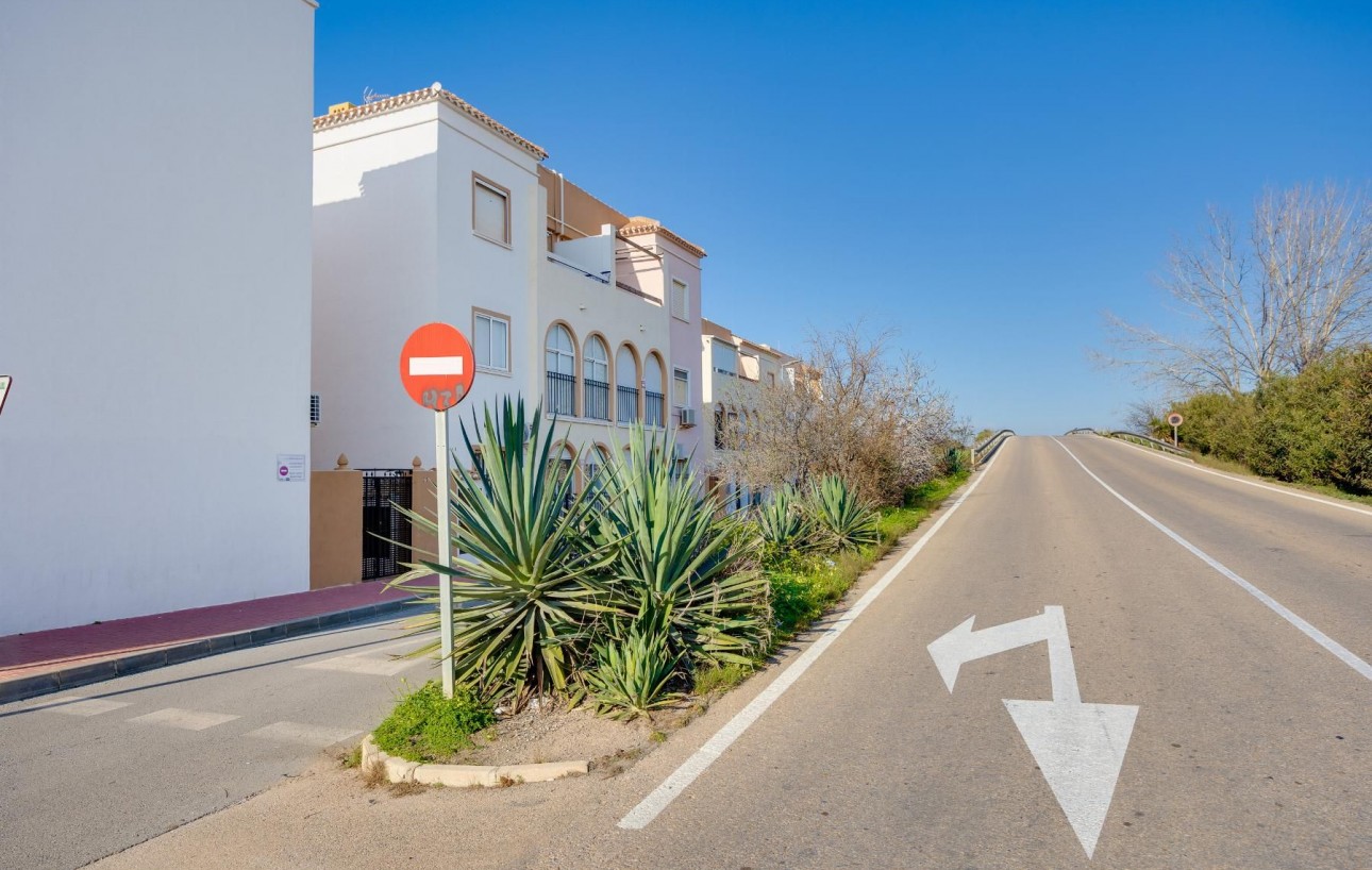 Sale - Bungalow - Torrevieja - La veleta