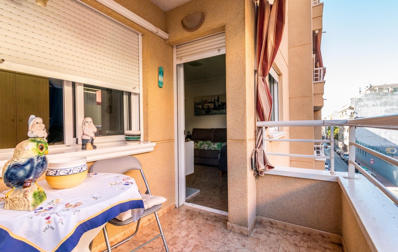 Sale - Apartment - Torrevieja - Estacion de autobuses