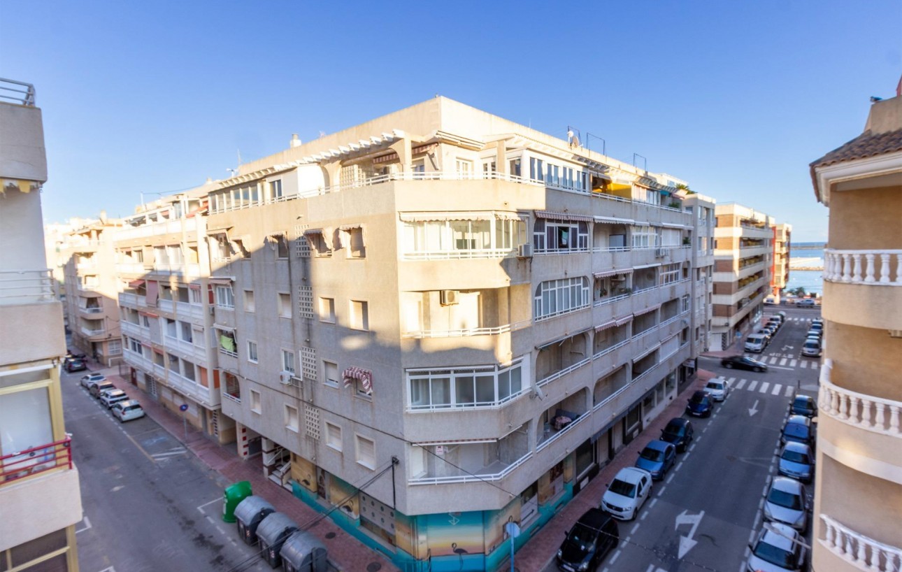 Sale - Apartment - Torrevieja - Acequion