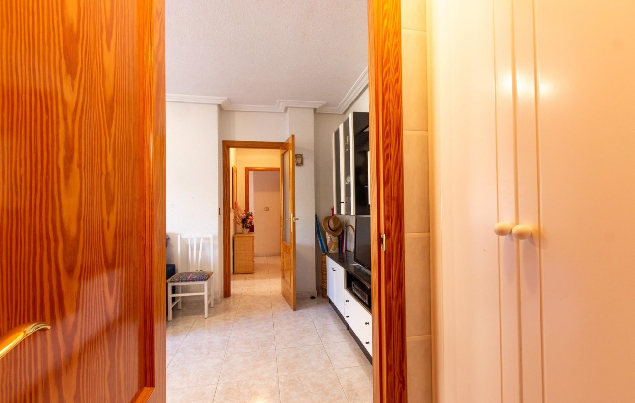 Sale - Apartment - Torrevieja - Acequion