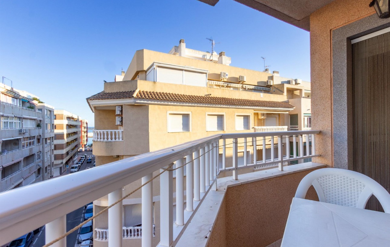 Sale - Apartment - Torrevieja - Acequion