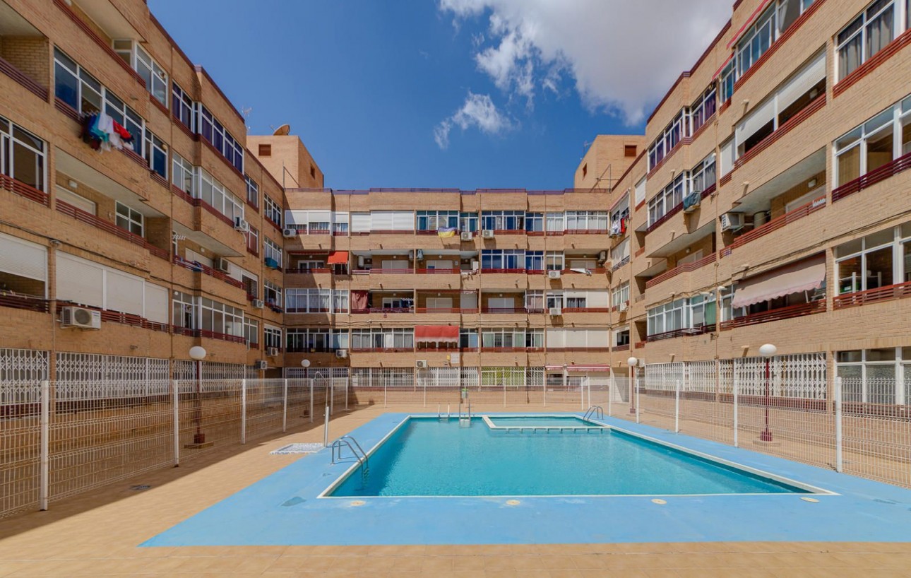 Resale - Wohnung - Torrevieja - Playa de los locos