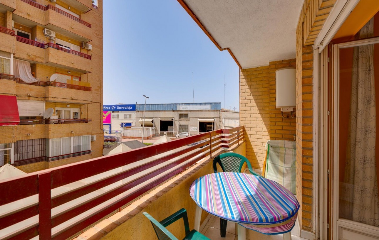 Resale - Wohnung - Torrevieja - Playa de los locos