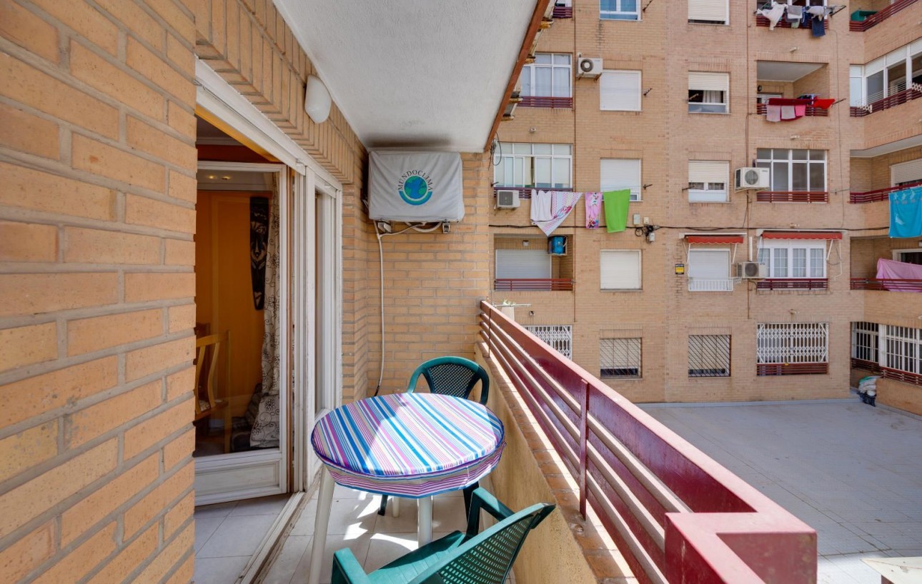 Resale - Wohnung - Torrevieja - Playa de los locos