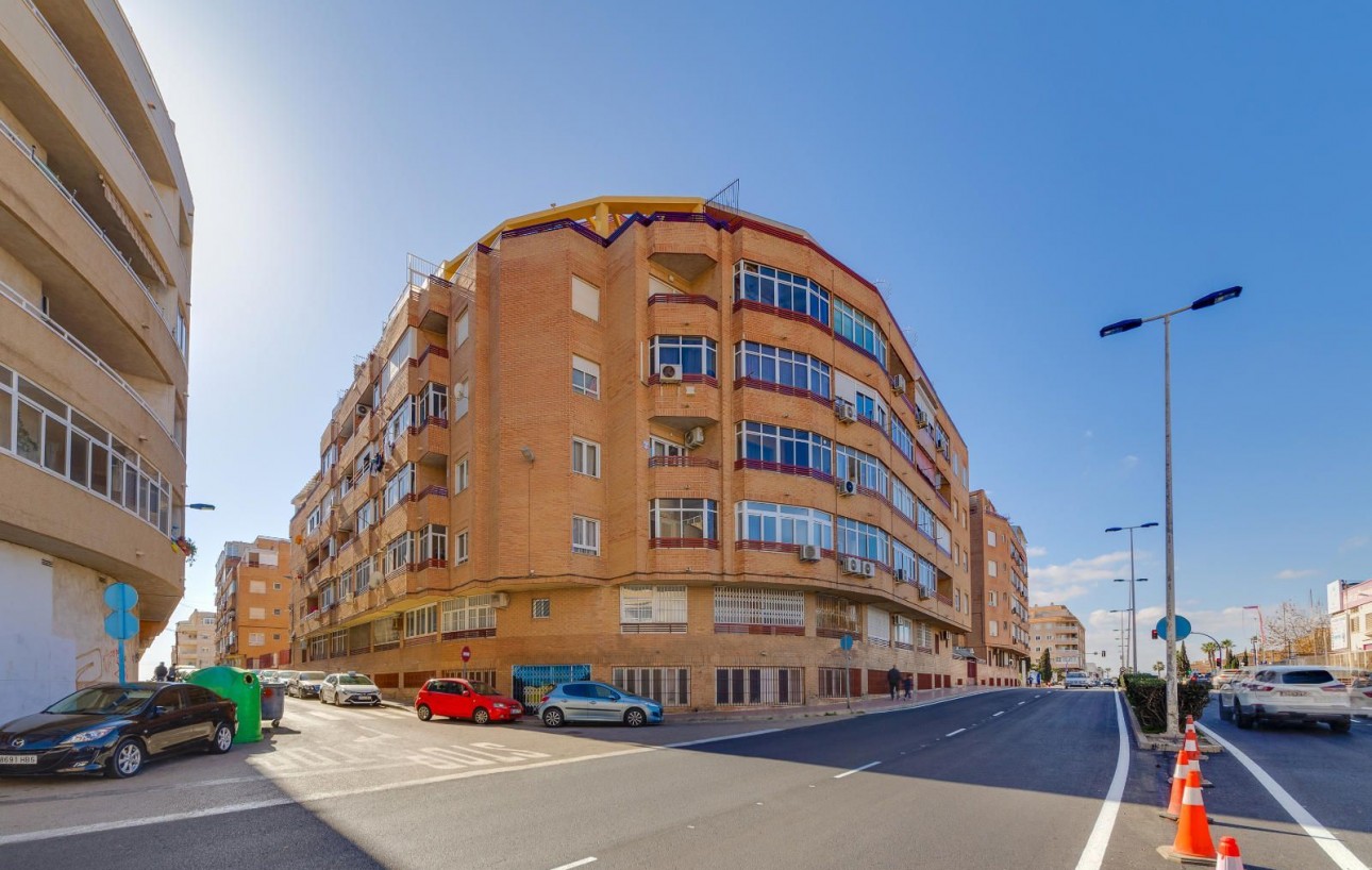 Resale - Wohnung - Torrevieja - Playa de los locos