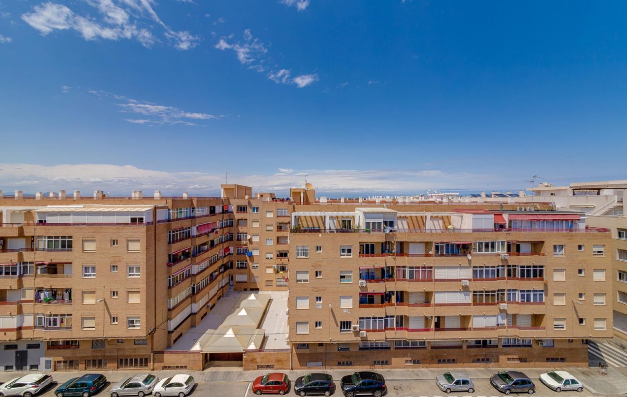 Resale - Wohnung - Torrevieja - Playa de los locos