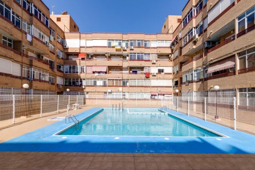 Resale - Wohnung - Torrevieja - Playa de los locos