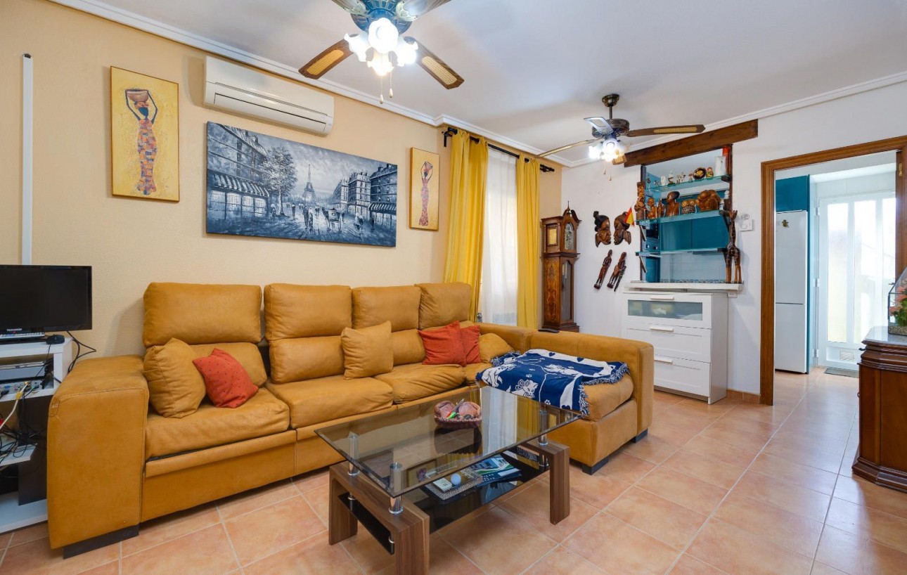 Resale - Casa - Orihuela Costa - La Florida