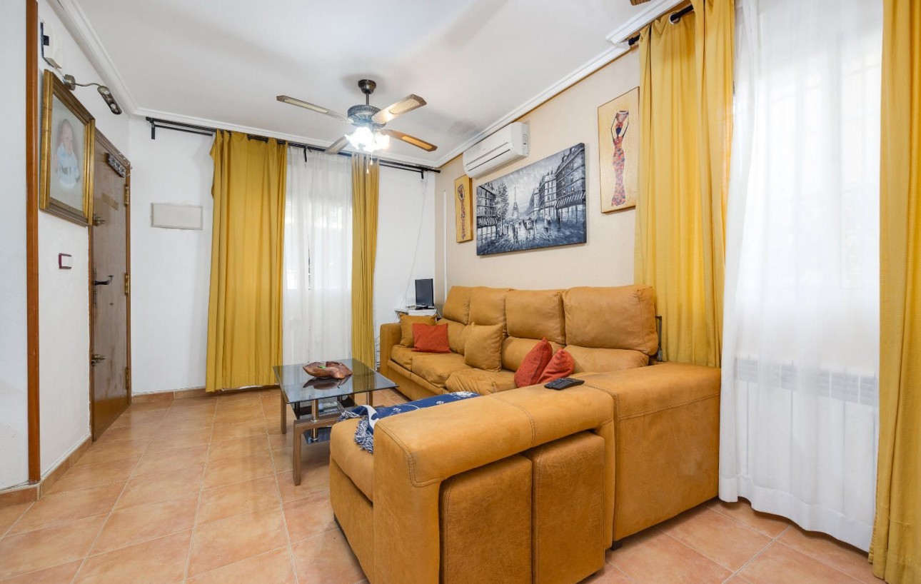 Resale - Casa - Orihuela Costa - La Florida