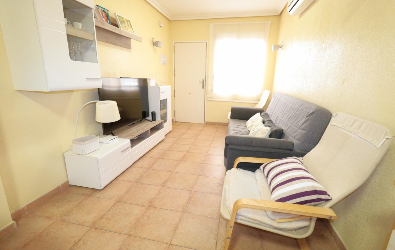 Sale - Apartment - Torrevieja - Acequion