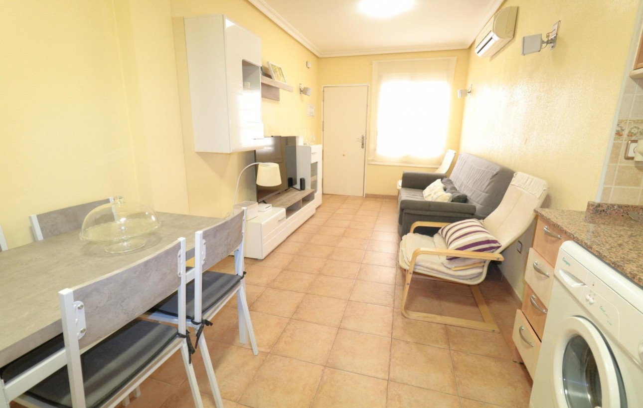 Sale - Apartment - Torrevieja - Acequion