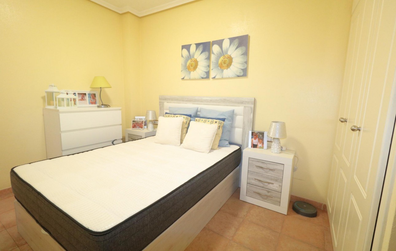 Sale - Apartment - Torrevieja - Acequion