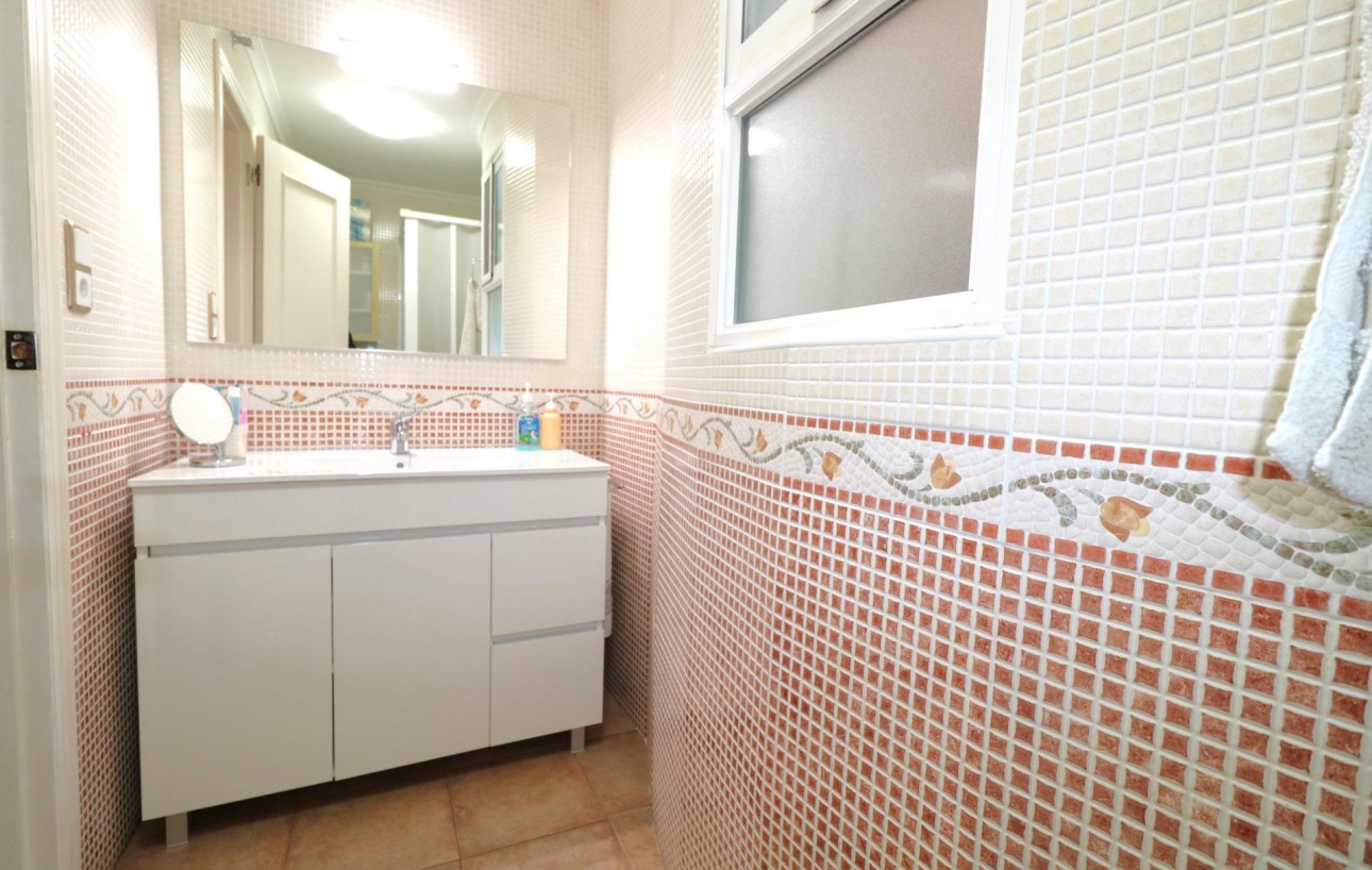 Sale - Apartment - Torrevieja - Acequion