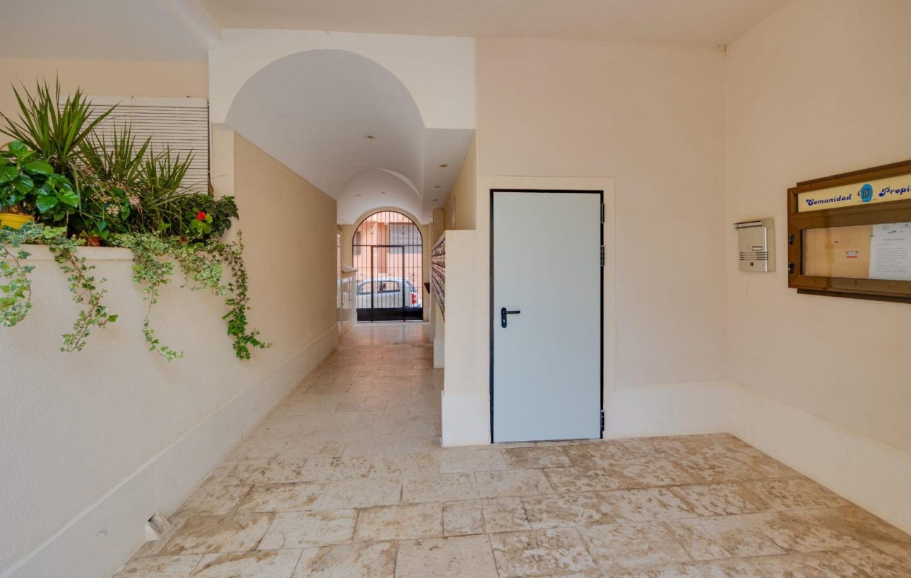 Sale - Apartment - Torrevieja - Los Frutales