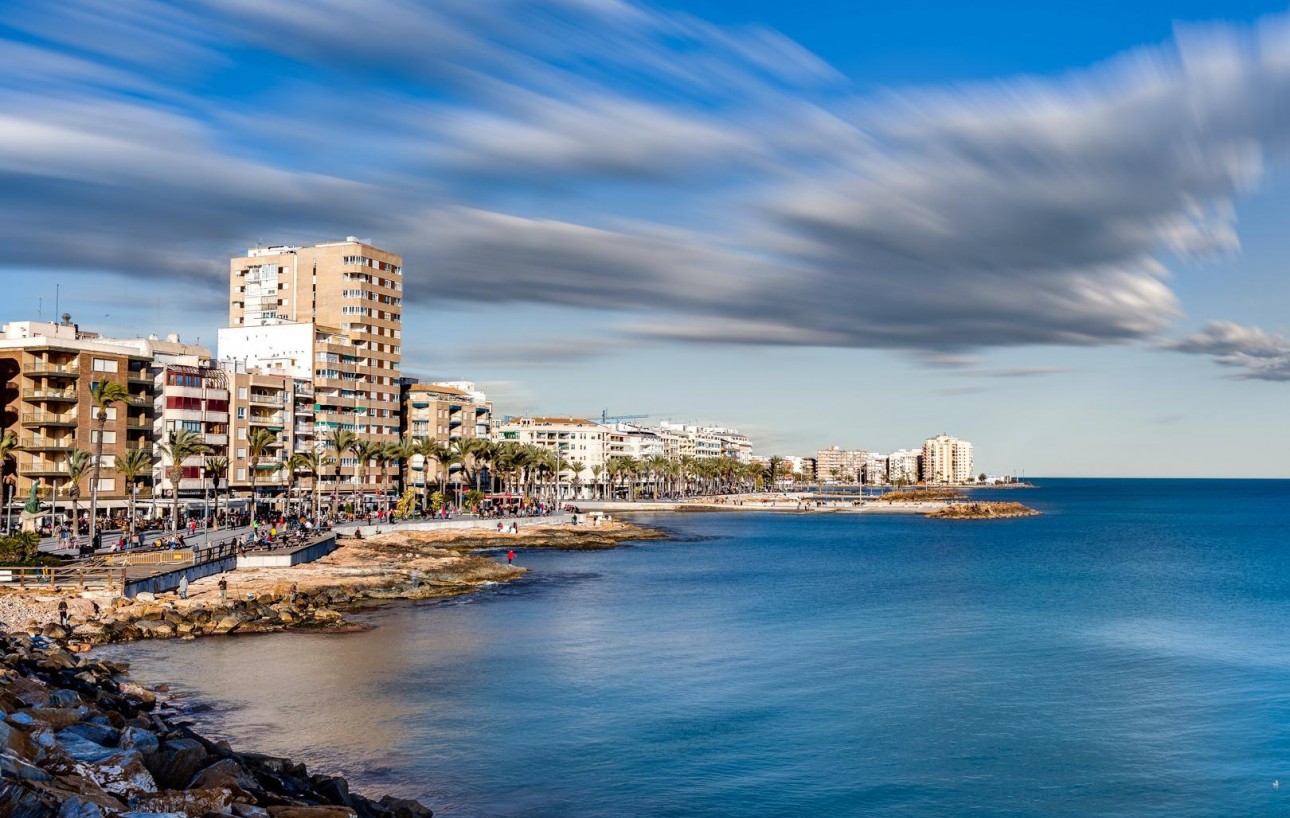 Sale - Apartment - Torrevieja - Centro