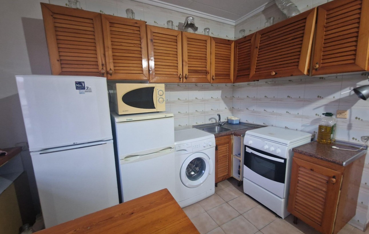 Sale - Bungalow Planta Alta - Torrevieja - Playa de los Naufragos