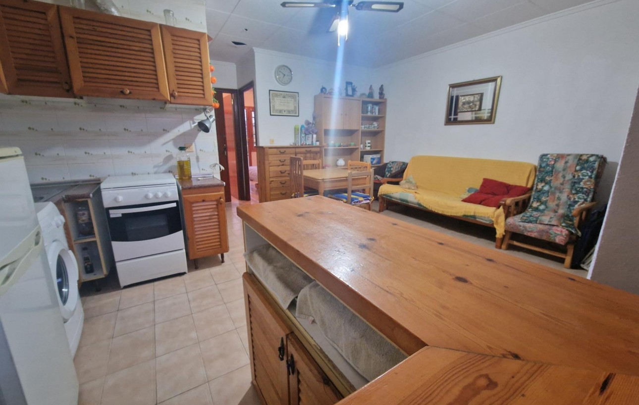 Sale - Bungalow Planta Alta - Torrevieja - Playa de los Naufragos