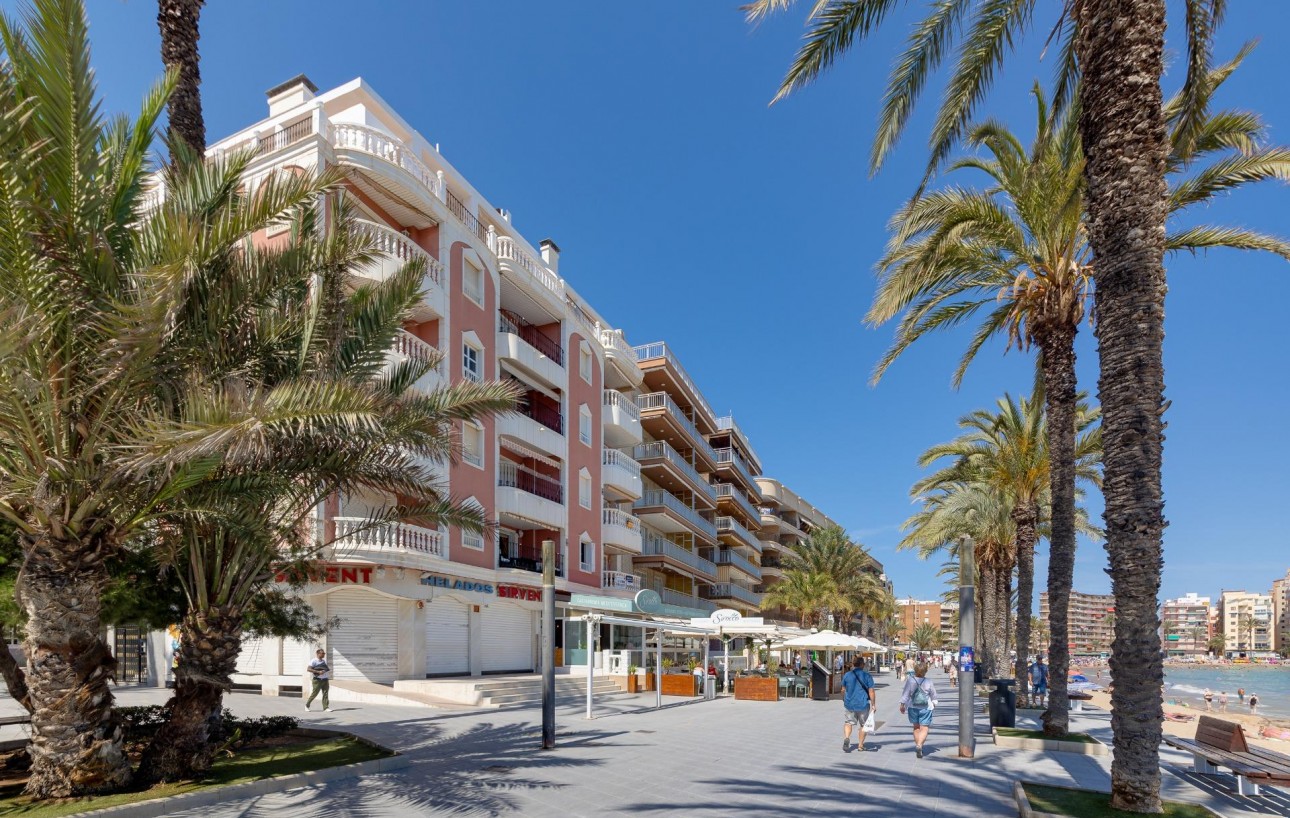 Resale - Wohnung - Torrevieja - Playa del cura