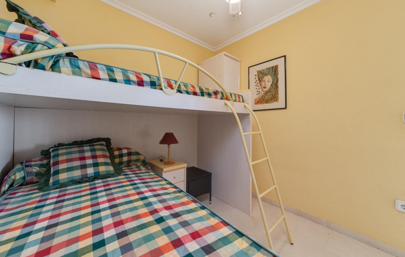 Resale - Wohnung - Torrevieja - Playa del cura