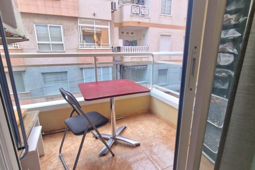 Sale - Apartment - Torrevieja - Centro