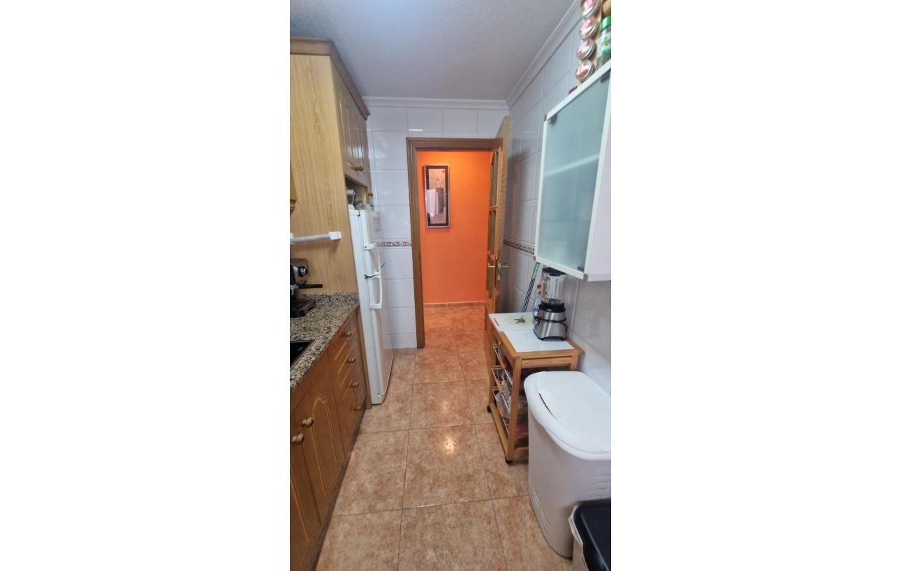 Sale - Apartment - Torrevieja - Centro