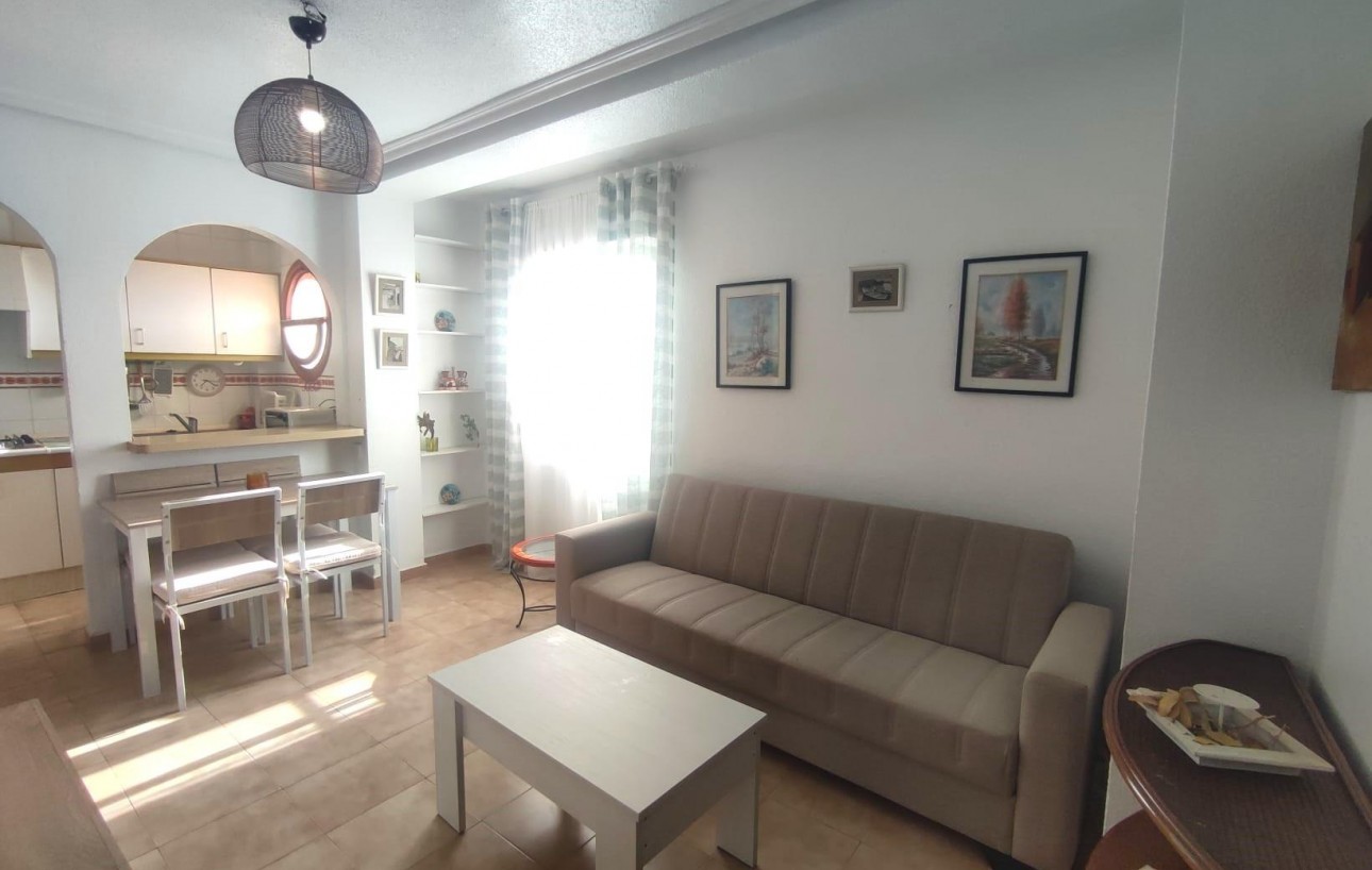 Sale - Bungalow Planta Alta - Torrevieja - Nueva Torrevieja