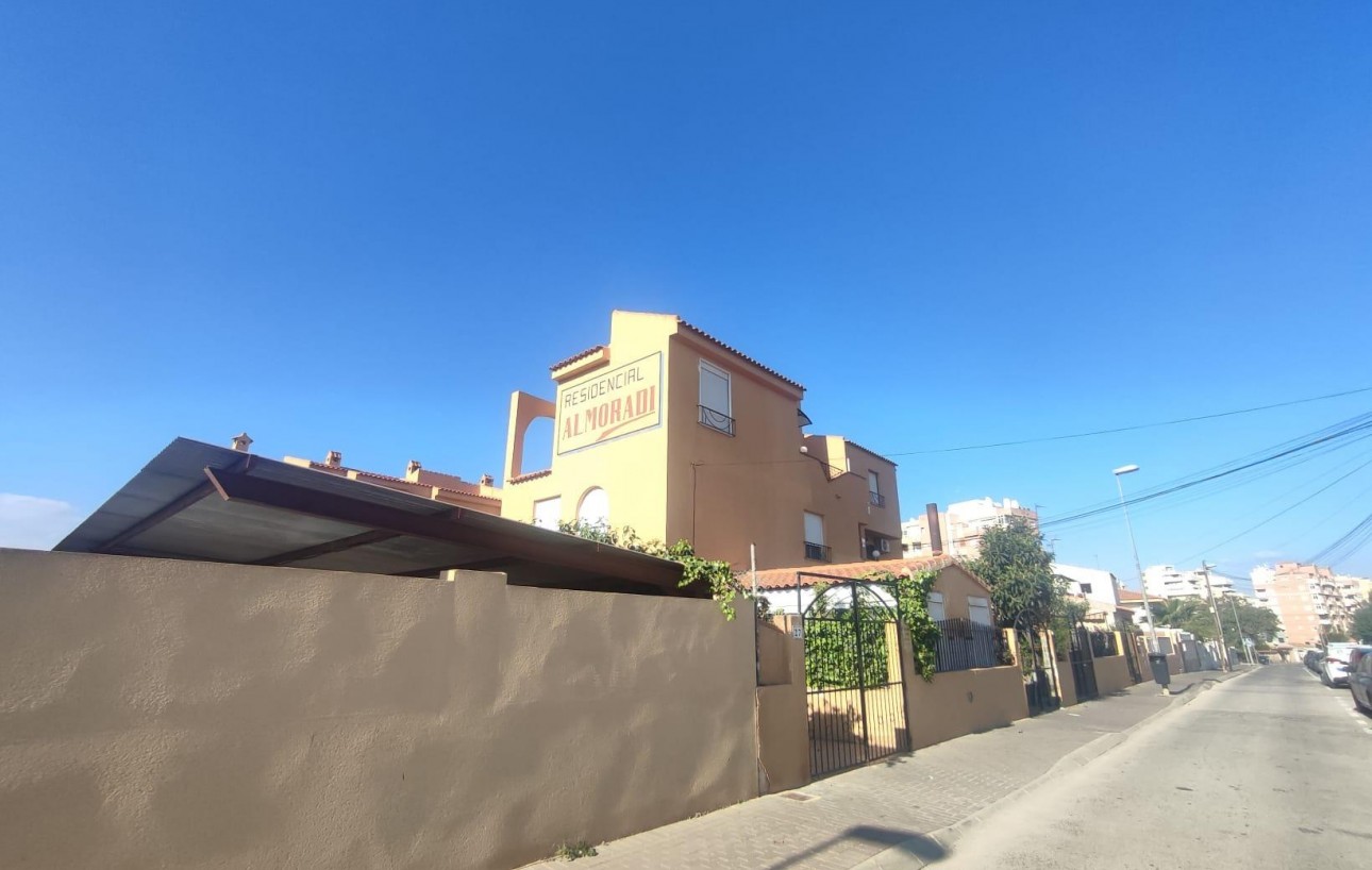 Sale - Bungalow Planta Alta - Torrevieja - Nueva Torrevieja