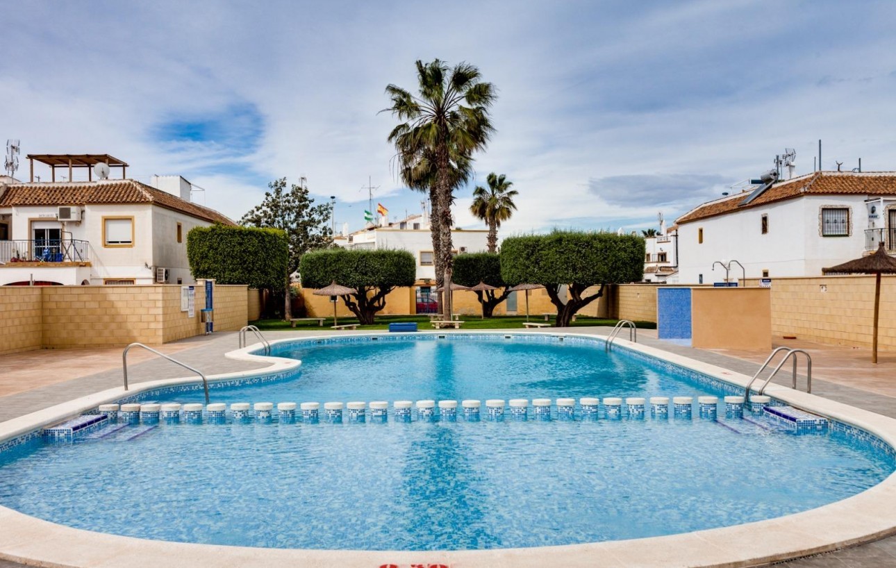 Venta - Bungalow Planta Alta - Torrevieja - Doña ines