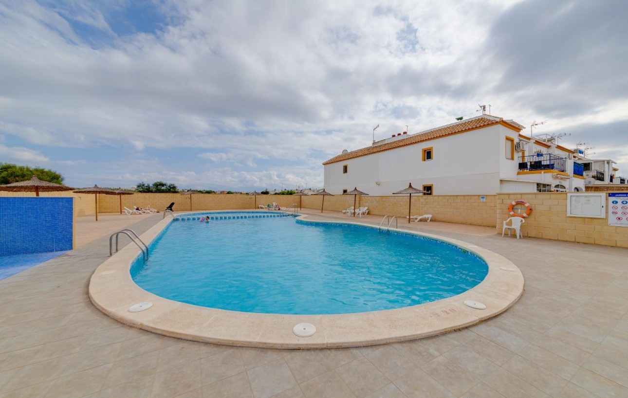 Venta - Bungalow Planta Alta - Torrevieja - Doña ines