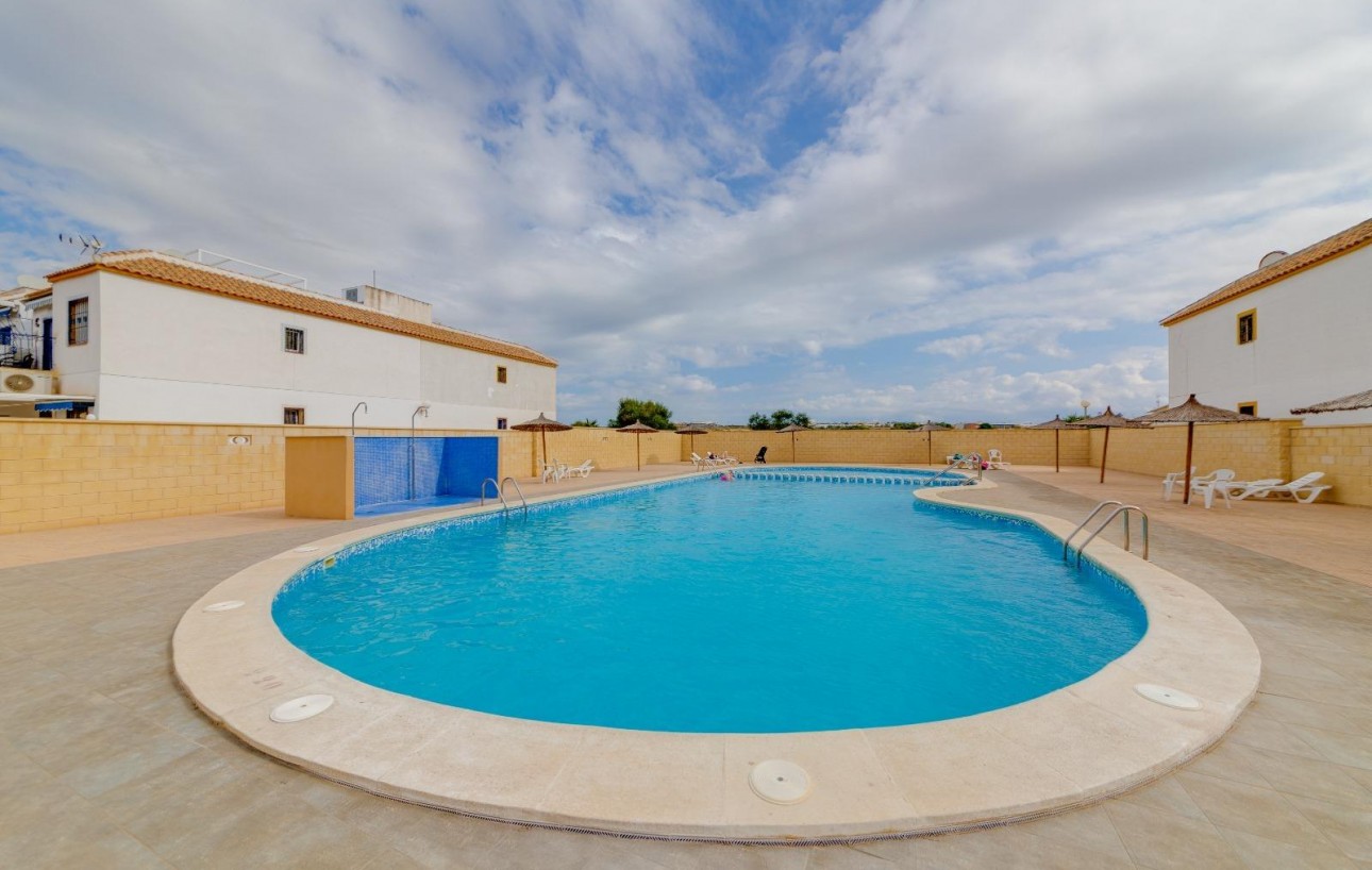 Venta - Bungalow Planta Alta - Torrevieja - Doña ines