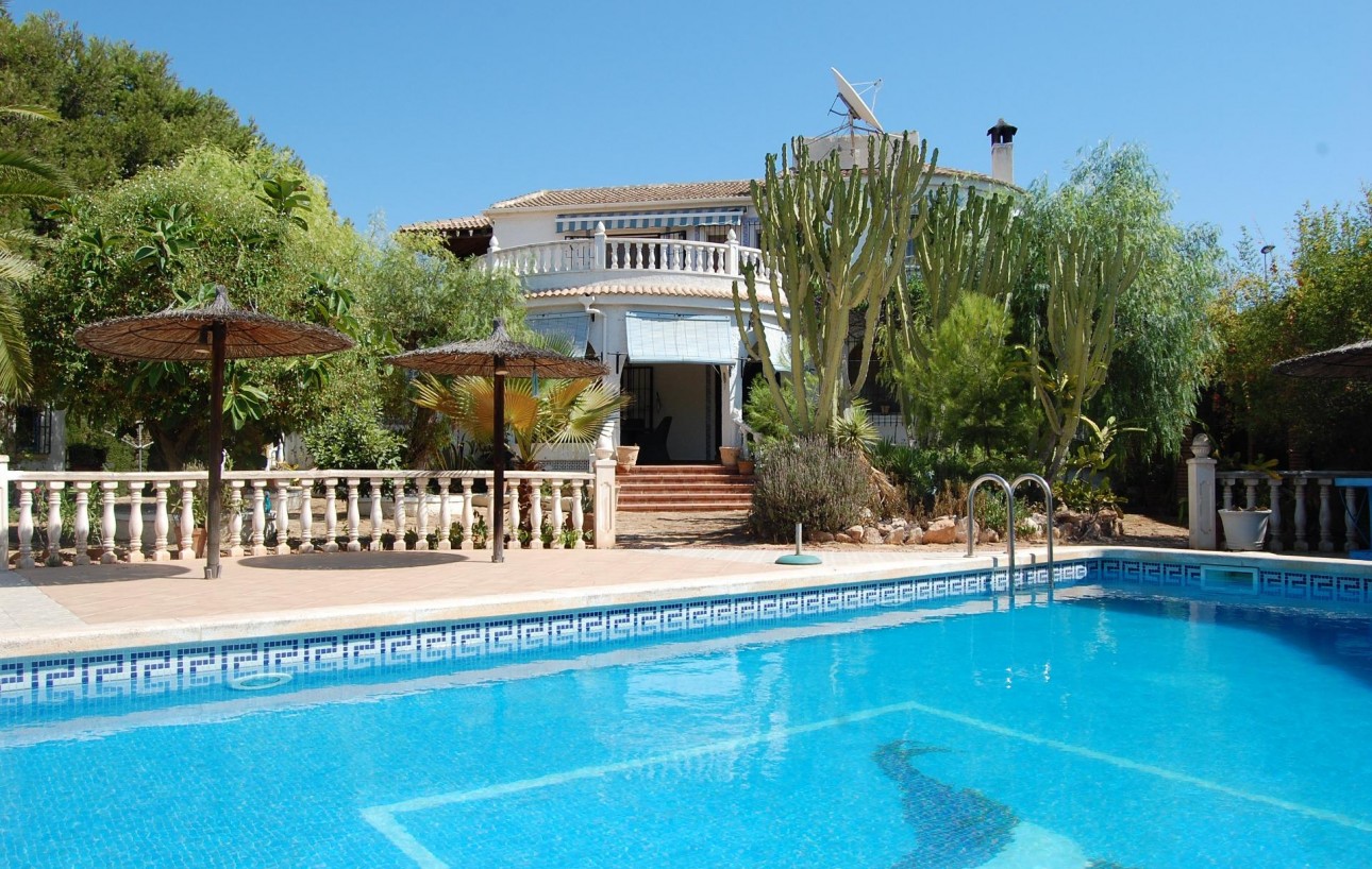 Venta - Chalet - Torrevieja - San luis