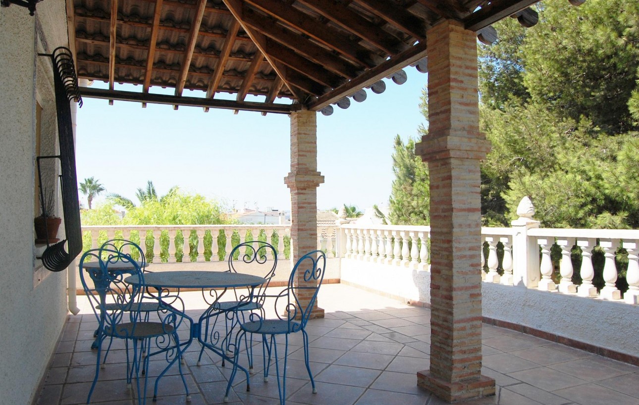 Venta - Chalet - Torrevieja - San luis