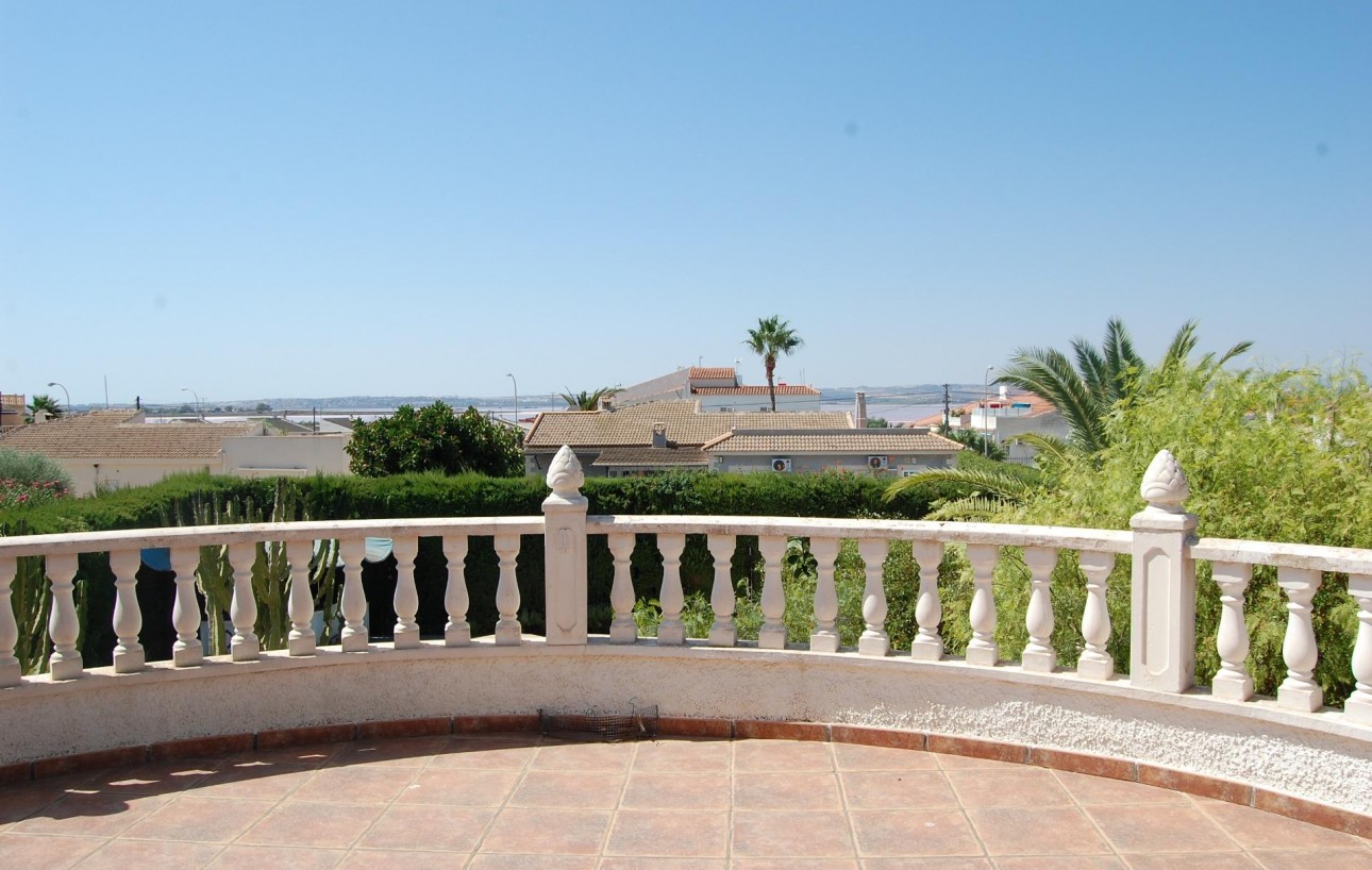 Venta - Chalet - Torrevieja - San luis