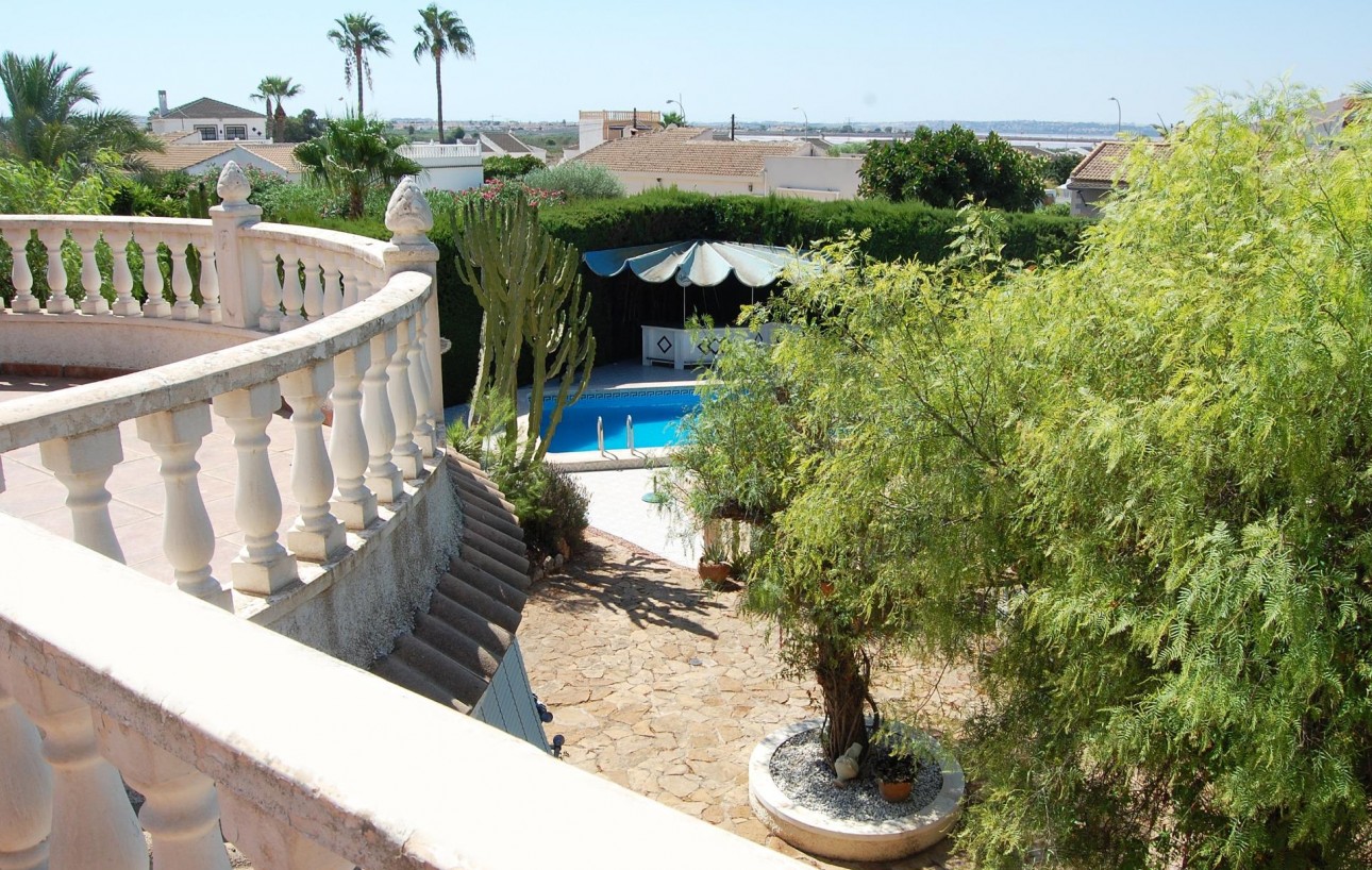 Venta - Chalet - Torrevieja - San luis